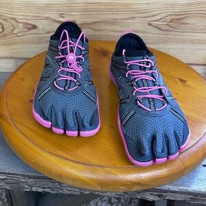 Fila Skele-Toes EZ Slide Barefoot Shoes Grey Pink 5PK14047-079 Womens 8